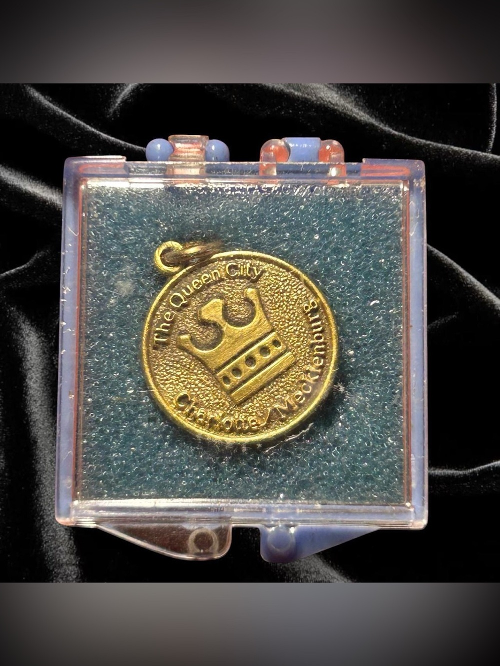VTG 1968 Charlotte Mecklenburg Bicentennial Gold Tone Pendant